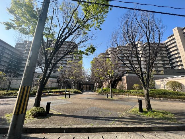 モンセーヌ住吉川公園1番館