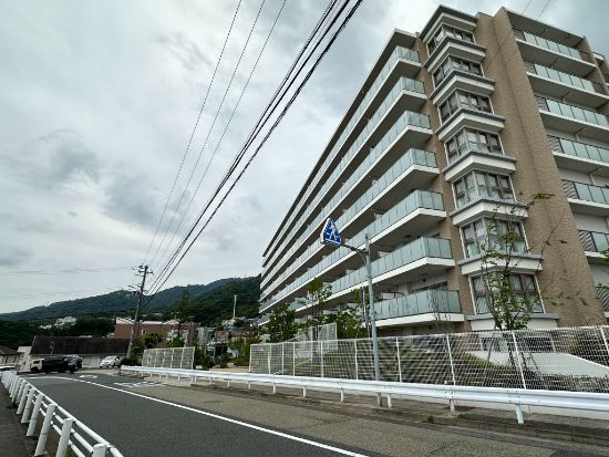 リビオ六甲ザヒルズ外観